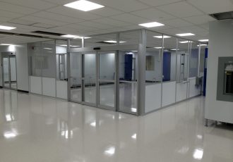 Integrated cleanroom with Double sliding doors